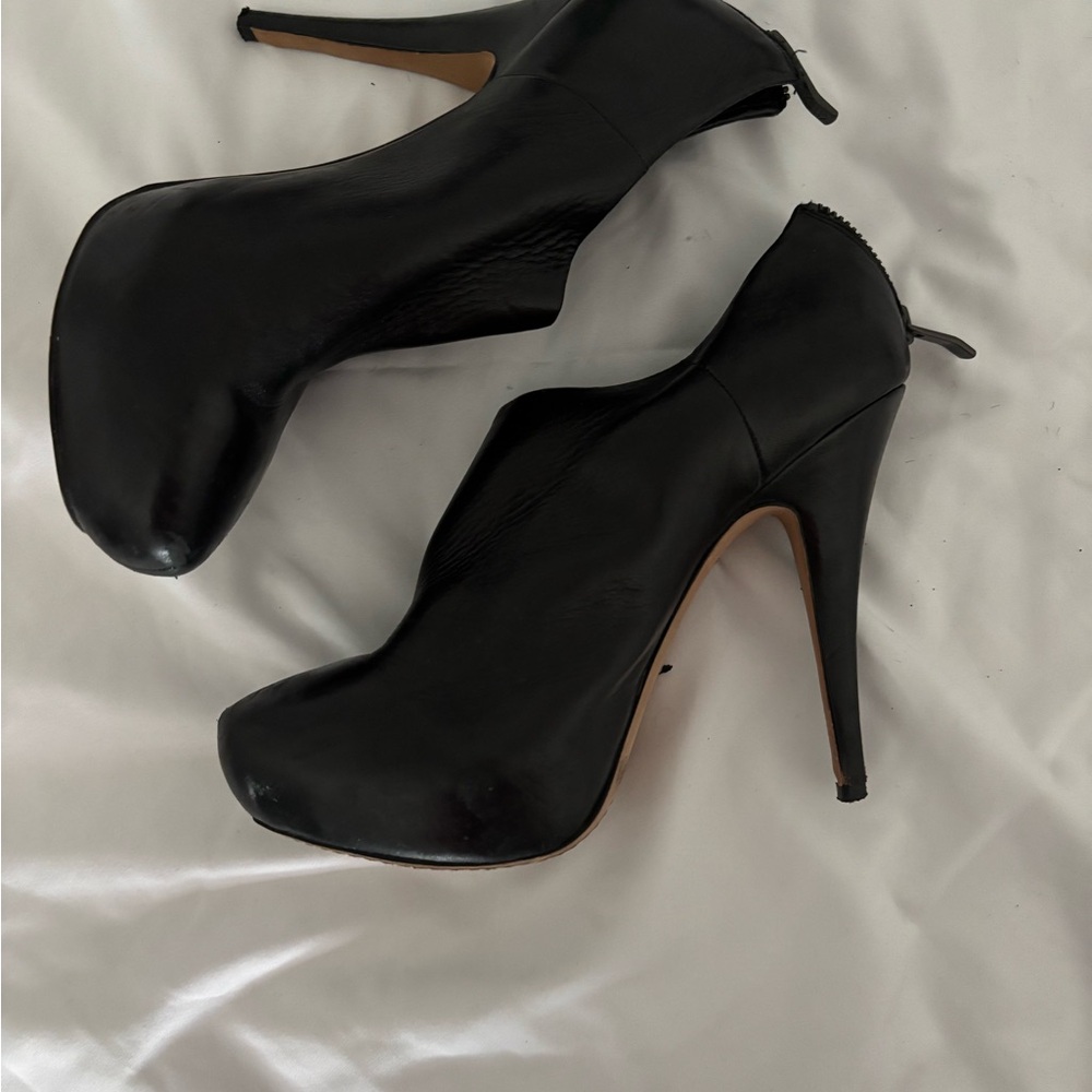 Elegant Black High Heel Women's Shoes